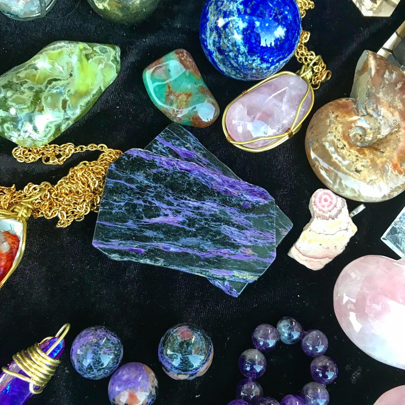 6 Crystal Bead Bracelets for positive energy and happiness - MIKOL