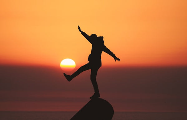 Precautions to Staying Balanced When Your Balance Is Swaying - MIKOL