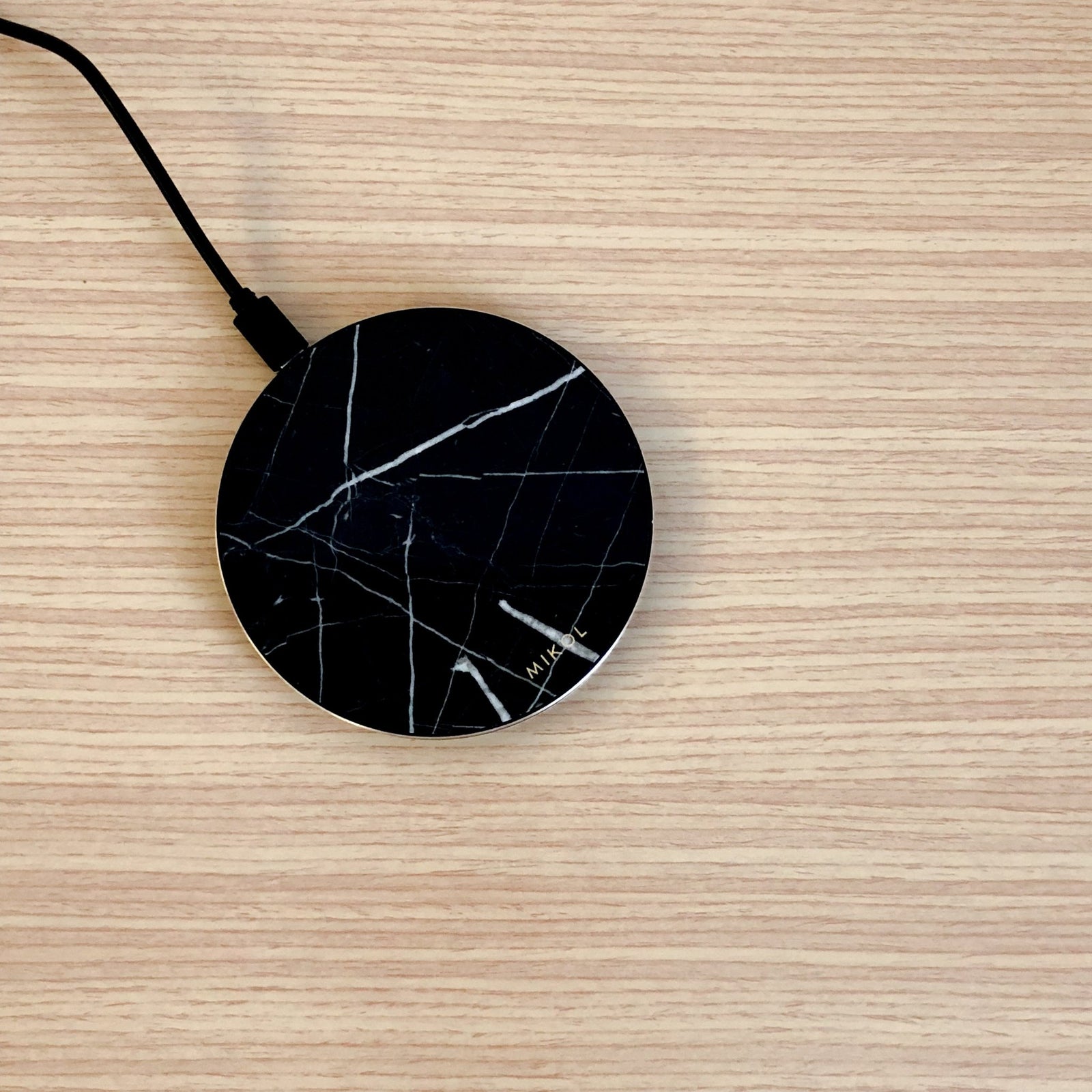 Cleaning Hacks For Your Stylish Living Place - MIKOL