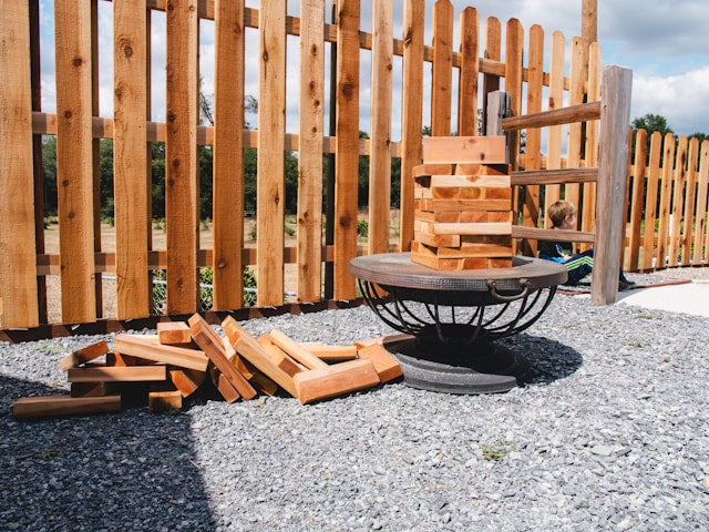 fence construction