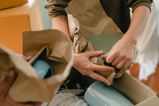 7 Critical Questions to Ask Before Signing a Packaging Contract