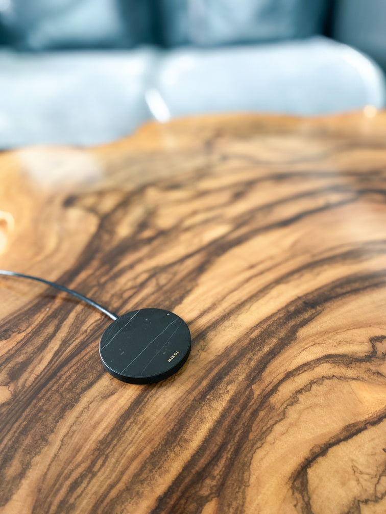 nero marquina wireless charger